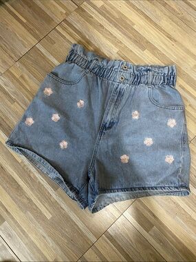 SHEIN High Rise Paper Bag denim shorts size women’s 8/10